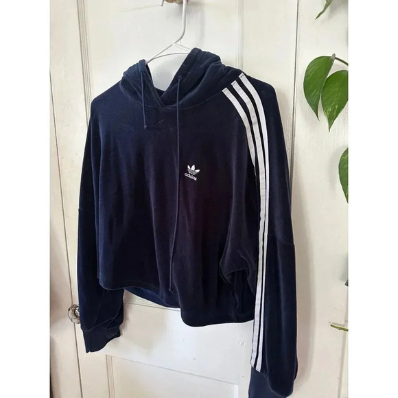 Adidas women’s size medium cropped sweater - Picture 2 of 7